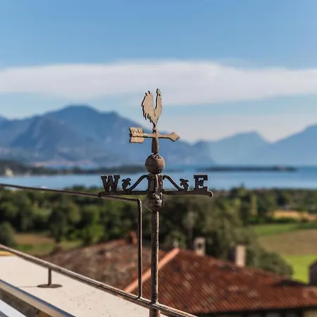 Antico Borgo Con - Adults Only Bed & Breakfast Manerba del Garda
