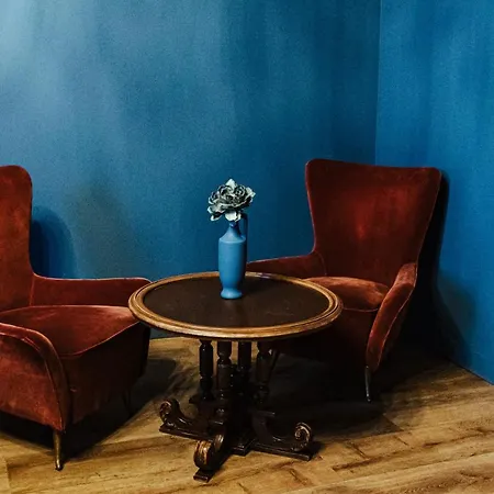 Antico Borgo Con - Adults Only 3* Манерба-дель-Гарда