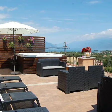 Bed & Breakfast Antico Borgo Con - Adults Only Manerba del Garda
