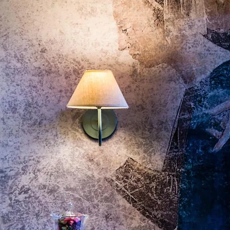 Antico Borgo Con - Adults Only Bed & Breakfast Manerba del Garda