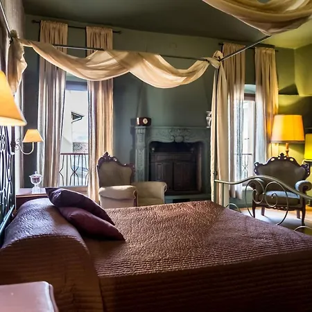 Nocleg ze śniadaniem Antico Borgo Con - Adults Only Manerba del Garda